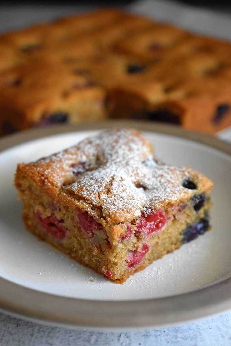 Berry Snack Cake