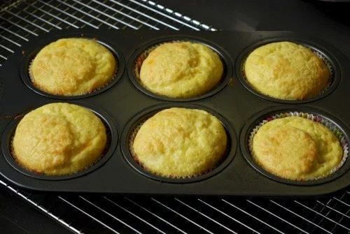 Skillet Cheesy Egg Muffins