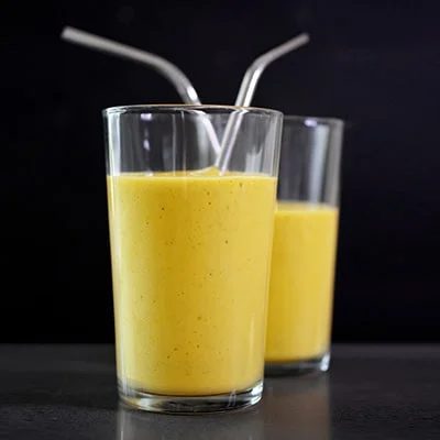 Weeknight Golden Glow Smoothie