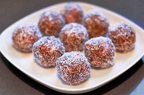 Skillet Strawberry Energy Balls