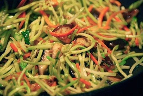 Stir-Fried Shiitake and Broccoli Slaw for the week