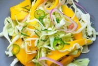 Zesty Mango Cabbage Crunch