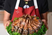 Enchanting Keto Whole30 Pork Crown Roast