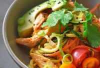 Whole30 Low Carb Spicy Thai Chicken Zoodles