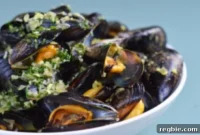 Thai Chili-Lime Mussels