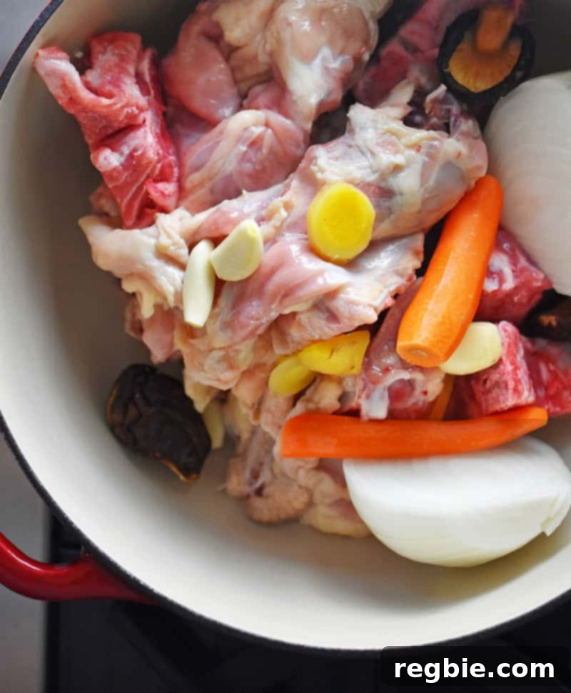 Whole30 Soups Roundup! by Michelle Tam https://nomnompaleo.com